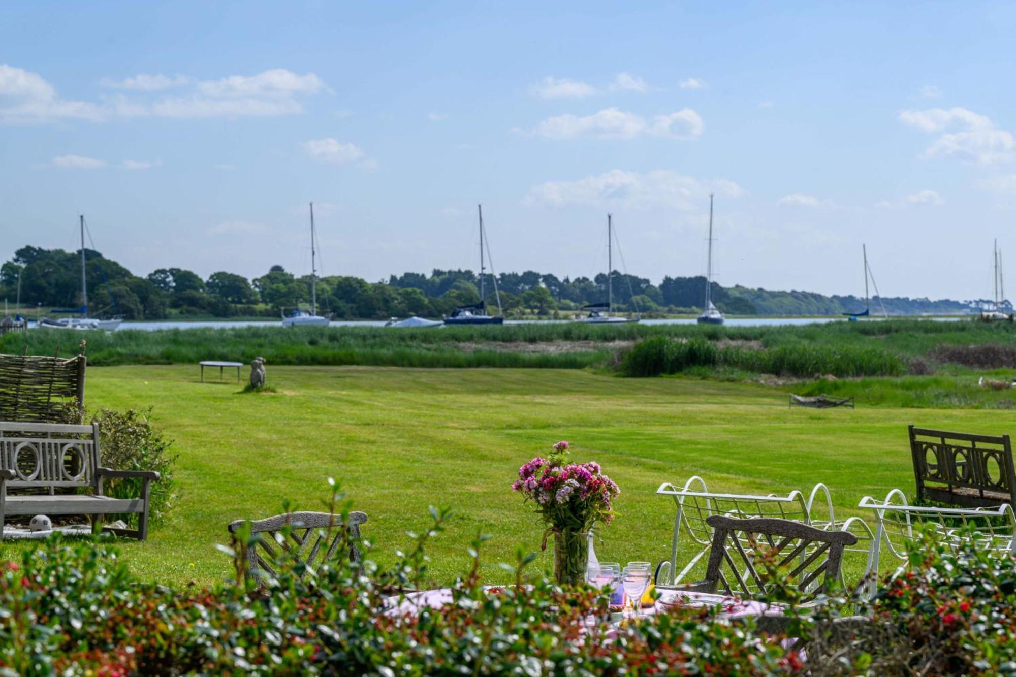 Villa Gins Barn Southampton Esterno foto